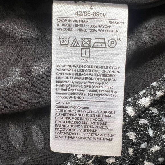 Banana Republic Ruffle Wrap Mini Skirt Ditzy Floral Size 4 Tie Boho NWT Black - Picture 12 of 12